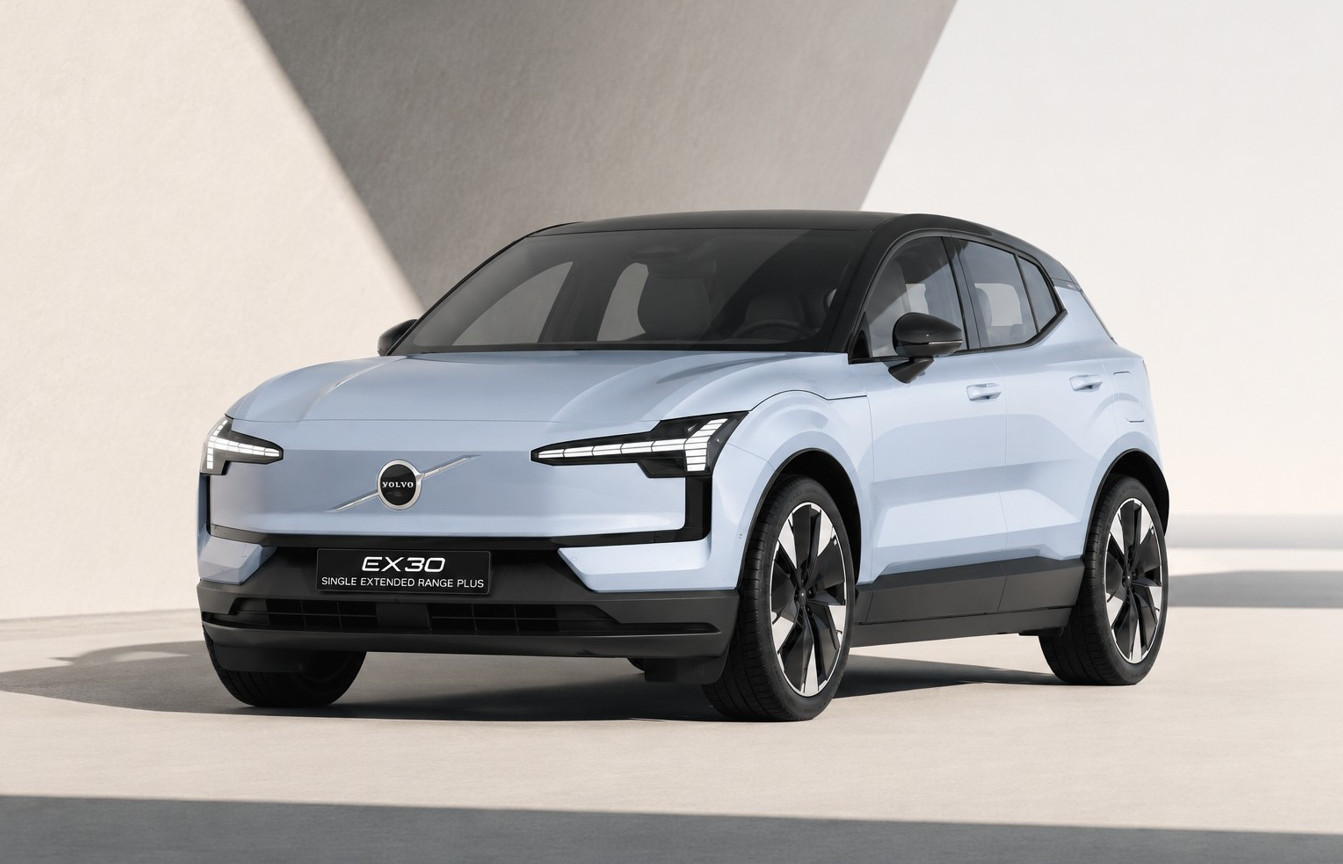 VOLVO EX 30