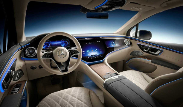 Mercedes EQS SUV